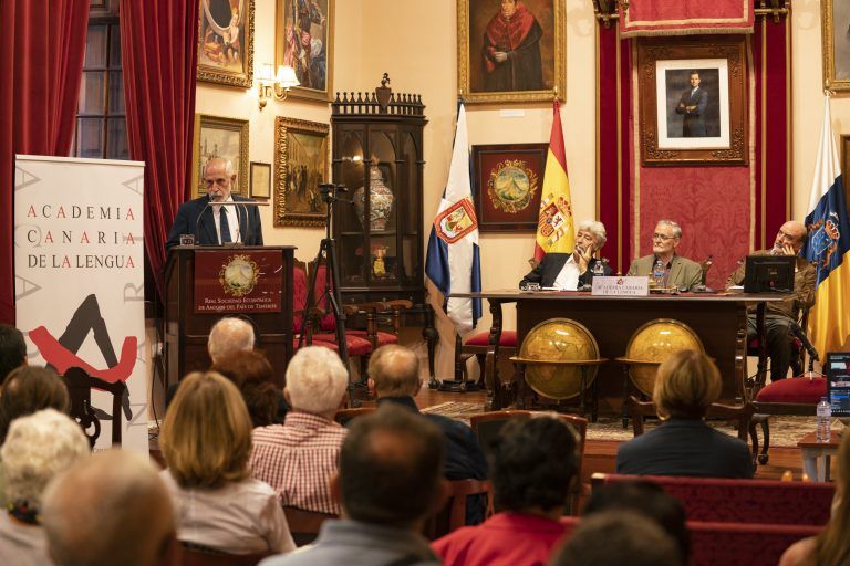Gran éxito de público en la celebración del encuentro sobre y Canarias y Cuba