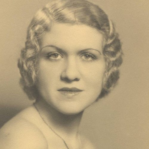 1200px-Josefina_de_la_Torre_Millares